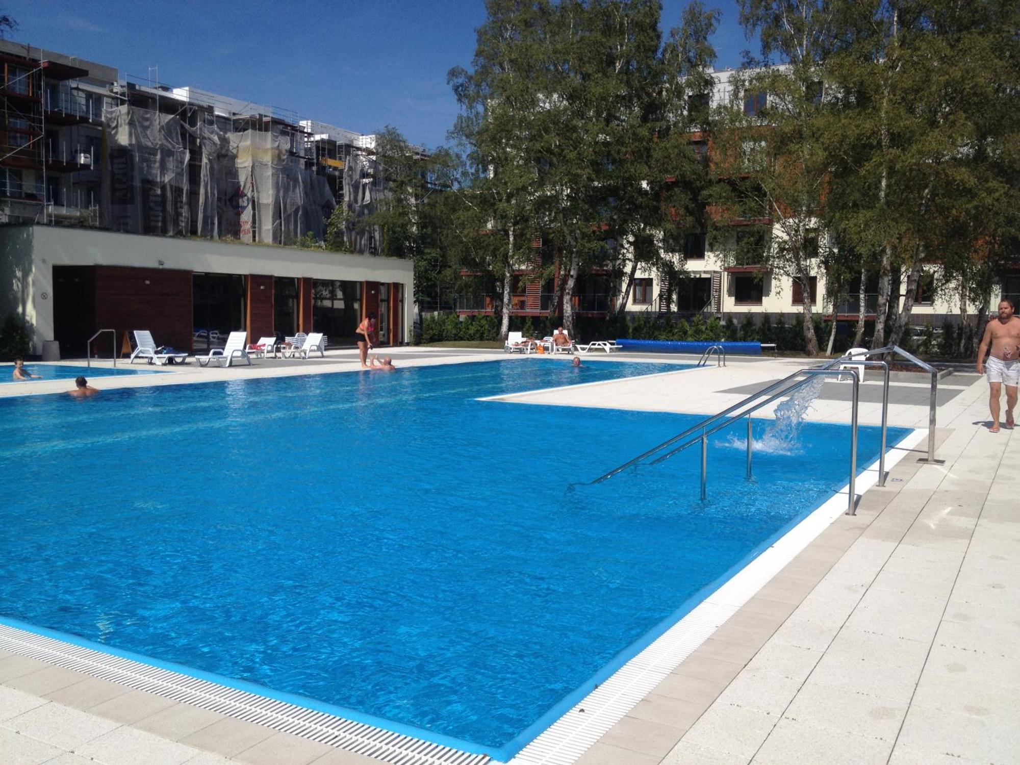 Apartament Paris Kolobrzeg Bagian luar foto