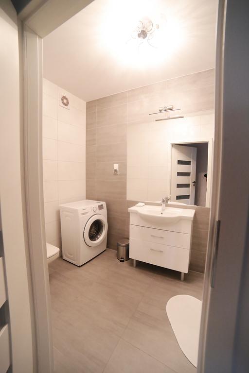 Apartament Paris Kolobrzeg Bagian luar foto